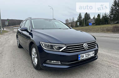 Универсал Volkswagen Passat 2016 в Ровно