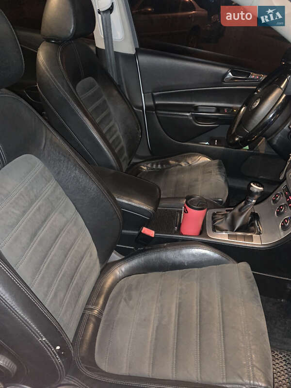 Седан Volkswagen Passat 2008 в Києві фото 5 Седан Volkswagen Passat 2008 в Києві