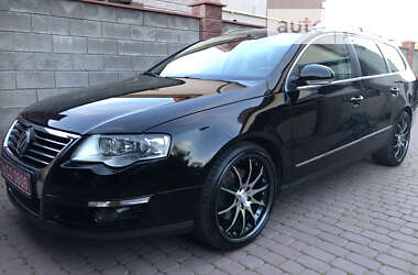 Универсал Volkswagen Passat 2009 в Луцке