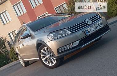 Универсал Volkswagen Passat 2012 в 
