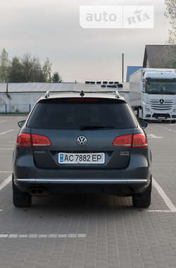 Универсал Volkswagen Passat 2011 в Нововолынске