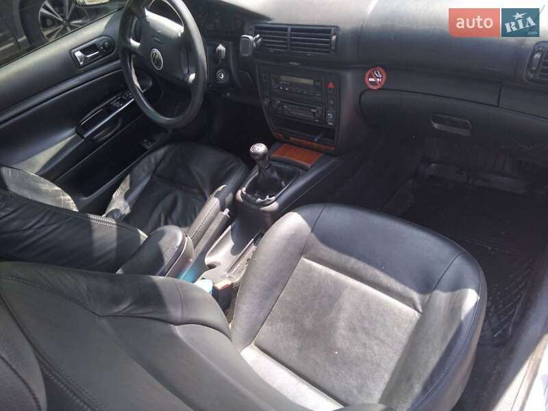 Седан Volkswagen Passat 1999 в Фастові