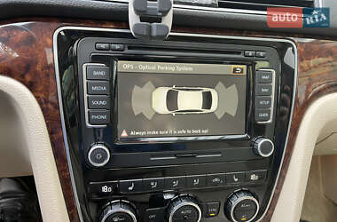 Седан Volkswagen Passat 2011 в Львове