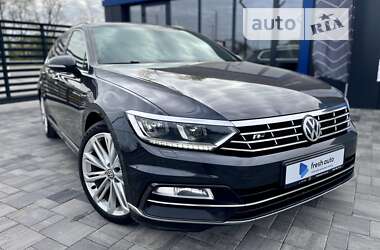 Универсал Volkswagen Passat 2019 в Ровно