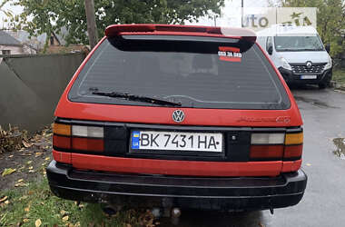 Универсал Volkswagen Passat 1991 в Хмельницком