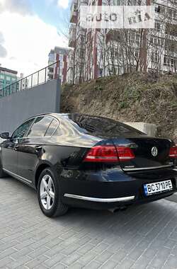 Седан Volkswagen Passat 2014 в Львове