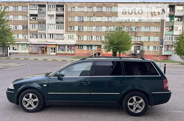 Универсал Volkswagen Passat 2001 в Славском