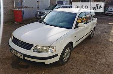 Универсал Volkswagen Passat 1998 в Запорожье