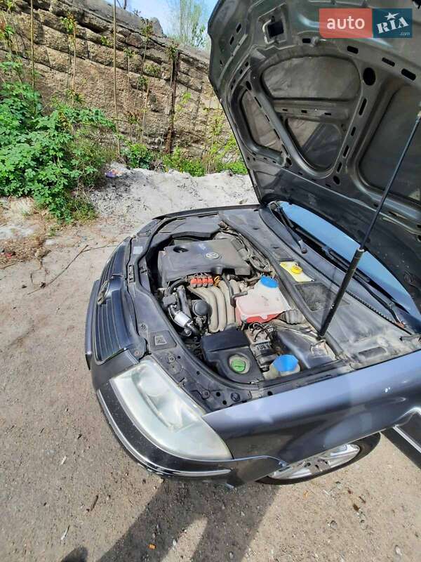 Седан Volkswagen Passat 2005 в Запорожье