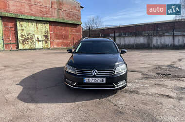 Универсал Volkswagen Passat 2012 в Чернигове