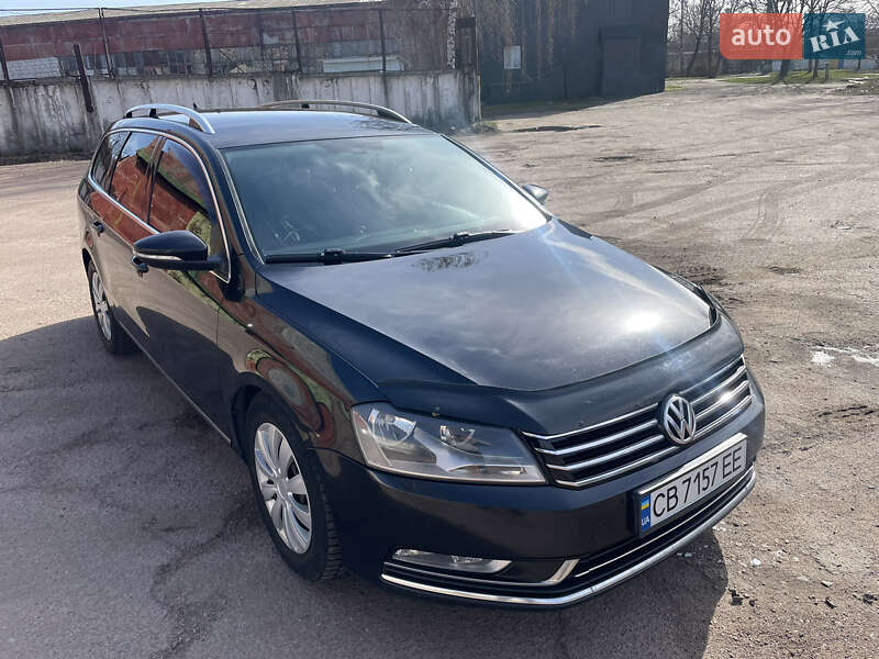 Универсал Volkswagen Passat 2012 в Чернигове