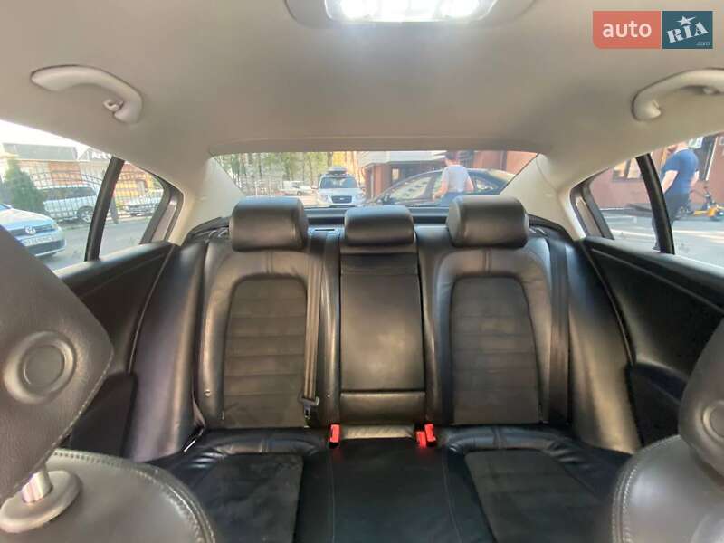 Седан Volkswagen Passat 2006 в Харькове