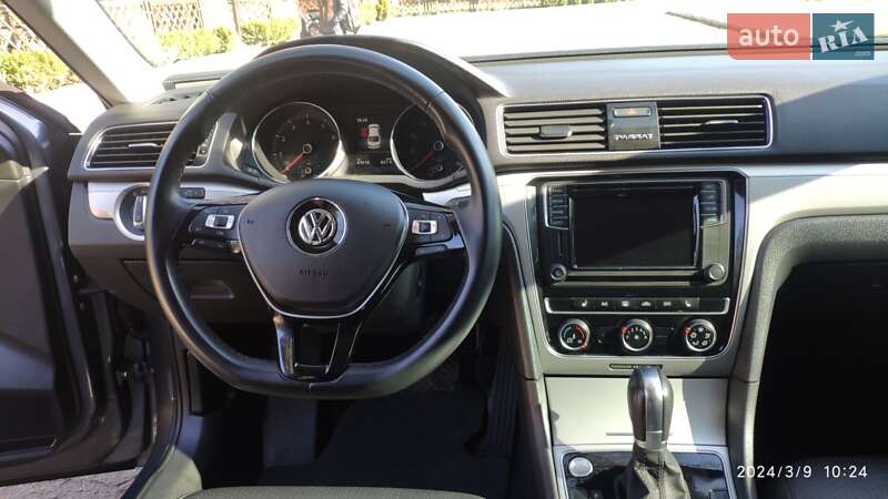 Седан Volkswagen Passat 2018 в Луцке фото 15 Седан Volkswagen Passat 2018 в Луцке
