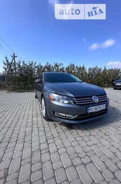 Седан Volkswagen Passat 2014 в Тернополе