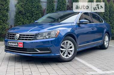 Седан Volkswagen Passat 2017 в Львове