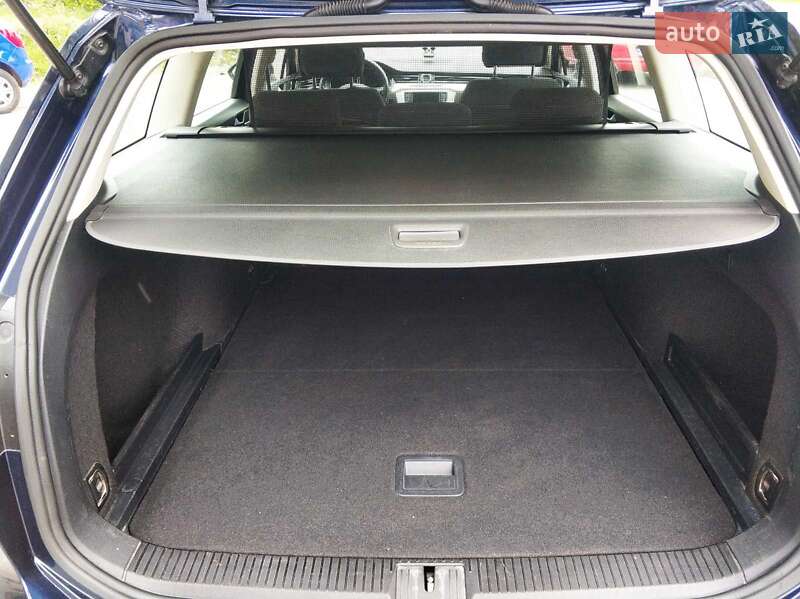 Универсал Volkswagen Passat 2015 в Ровно