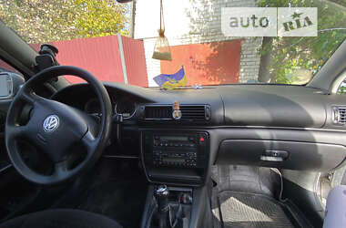 Универсал Volkswagen Passat 2002 в Житомире
