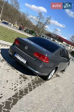 Седан Volkswagen Passat 2011 в Тернополе