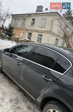 Седан Volkswagen Passat 2011 в Тернополе