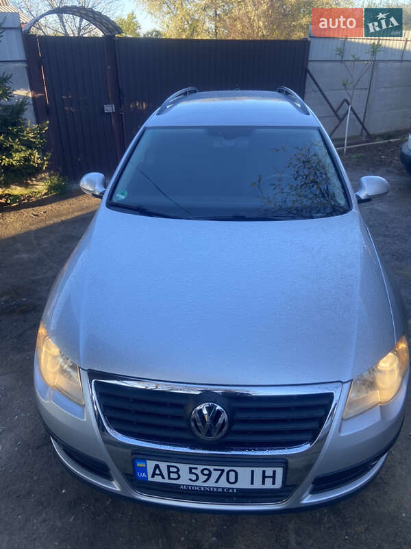 Универсал Volkswagen Passat 2005 в Виннице