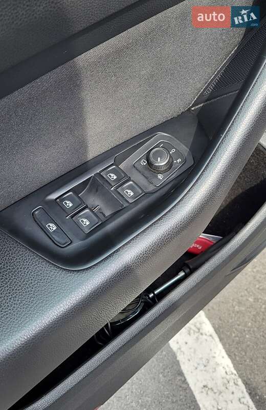 Универсал Volkswagen Passat 2017 в Днепре