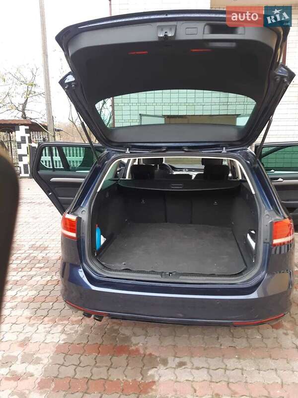 Универсал Volkswagen Passat 2015 в Львове