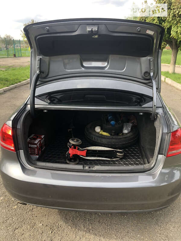 Седан Volkswagen Passat 2012 в Лысянке