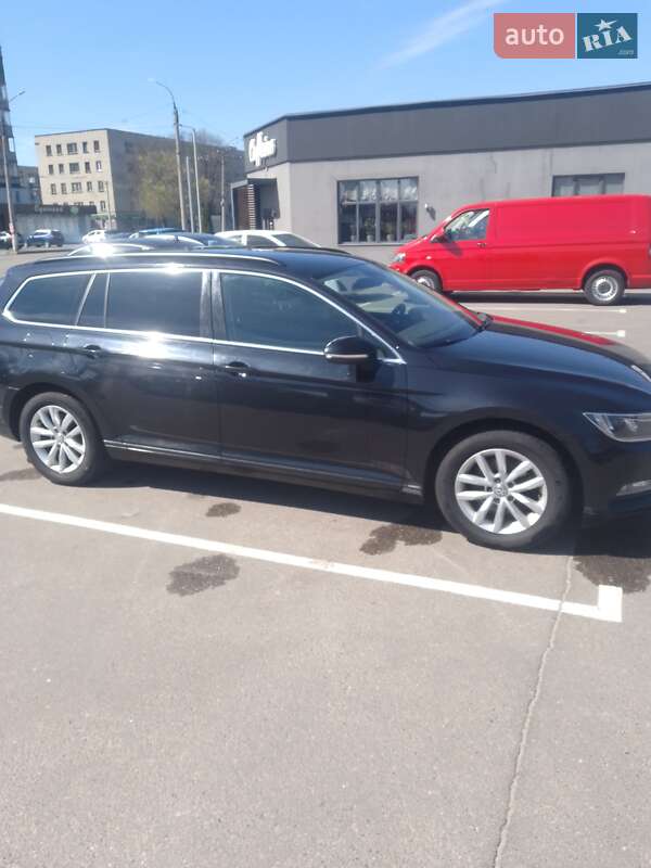 Универсал Volkswagen Passat 2017 в Черкассах