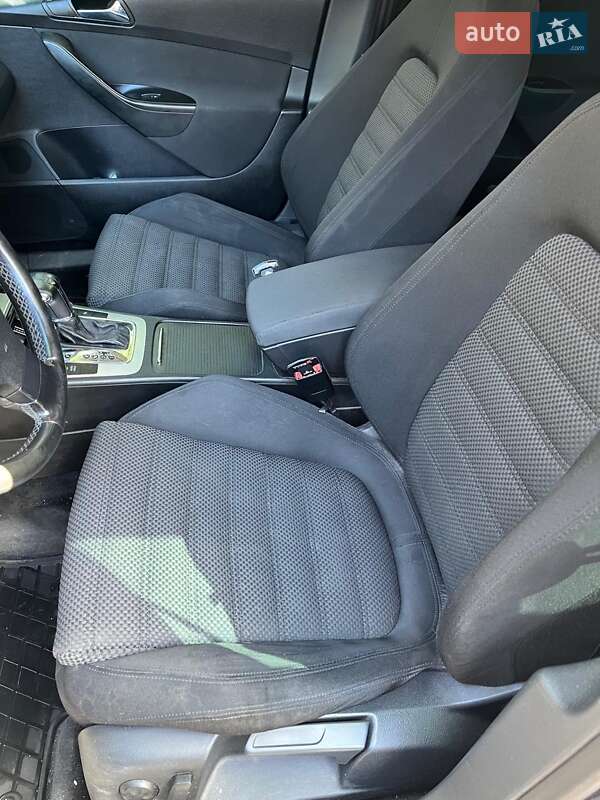 Универсал Volkswagen Passat 2008 в Харькове