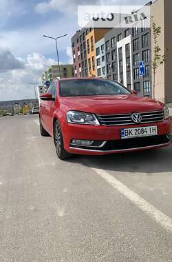 Универсал Volkswagen Passat 2012 в Ровно