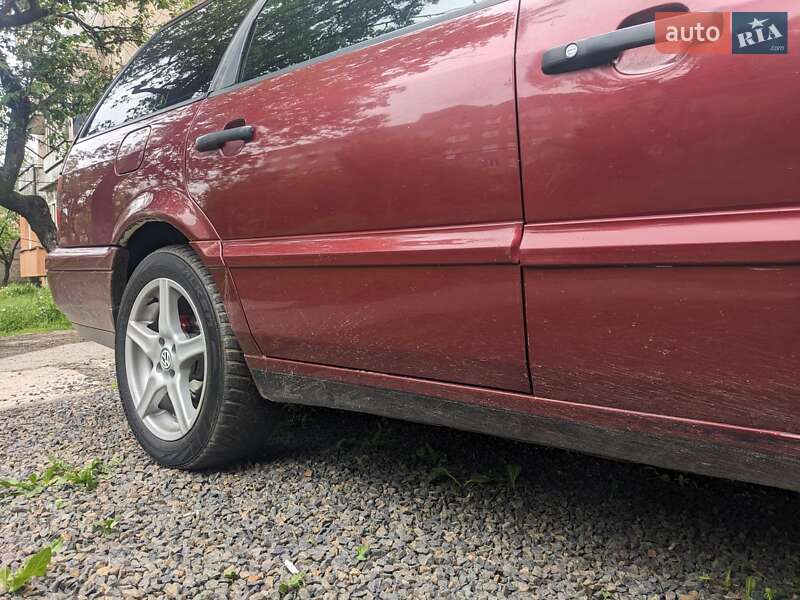 Универсал Volkswagen Passat 1994 в Мукачево