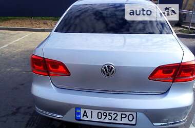 Седан Volkswagen Passat 2013 в Буче