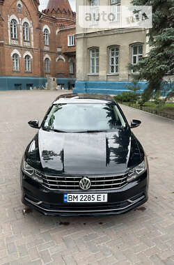 Седан Volkswagen Passat 2015 в Сумах