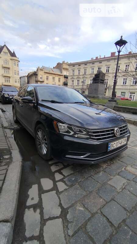 Седан Volkswagen Passat 2016 в Львове