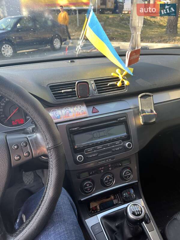 Универсал Volkswagen Passat 2008 в Маневичах