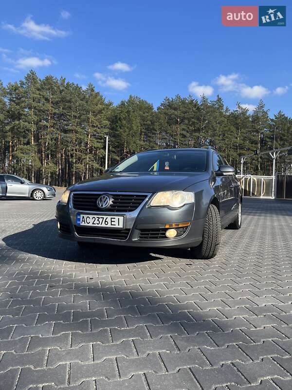 Универсал Volkswagen Passat 2008 в Маневичах