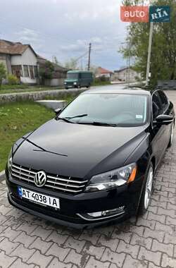 Седан Volkswagen Passat 2015 в Бурштыне