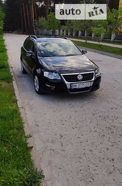 Універсал Volkswagen Passat 2007 в Вараші