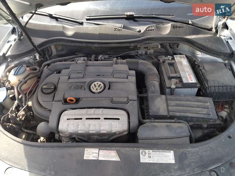 Универсал Volkswagen Passat 2011 в Покровске