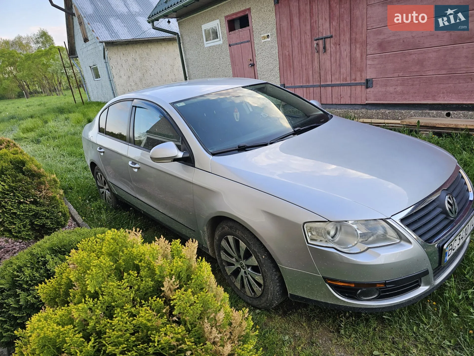 2010 Volkswagen Passat - мініатюра 3