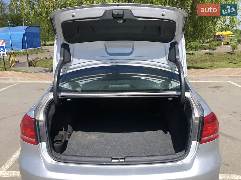 Седан Volkswagen Passat 2014 в Здолбунове