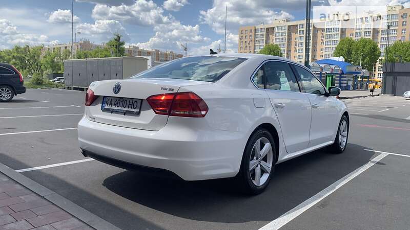 Volkswagen Passat 2013
