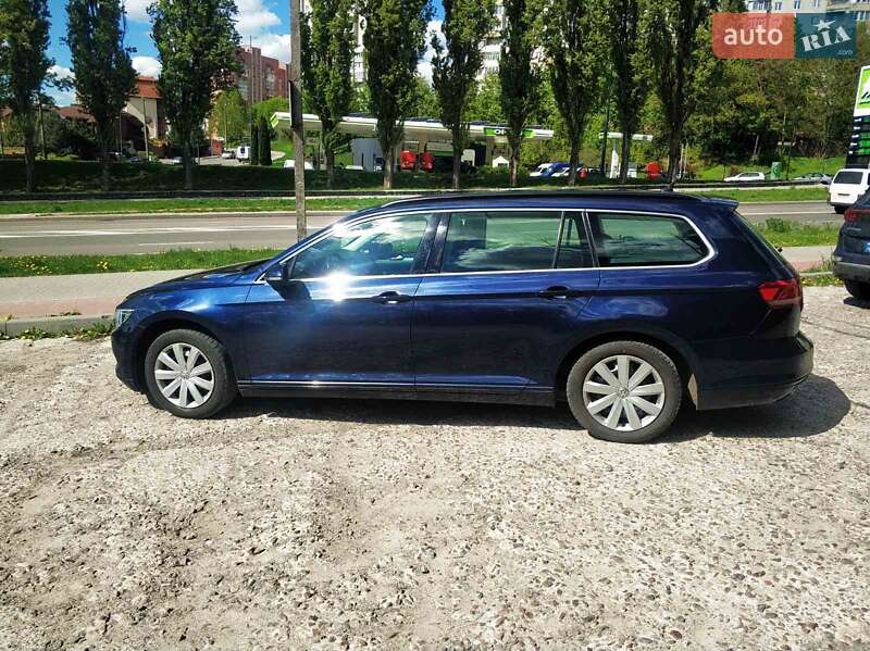 Универсал Volkswagen Passat 2015 в Ровно