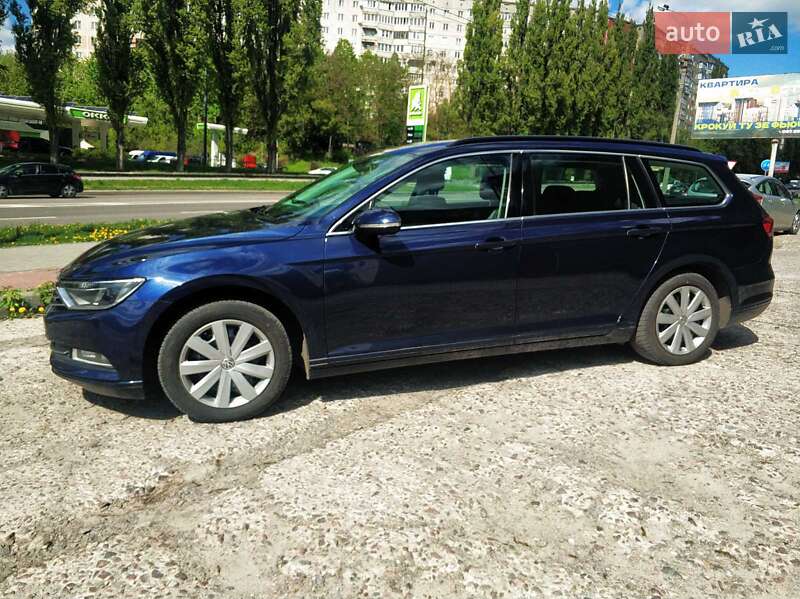 Универсал Volkswagen Passat 2015 в Ровно