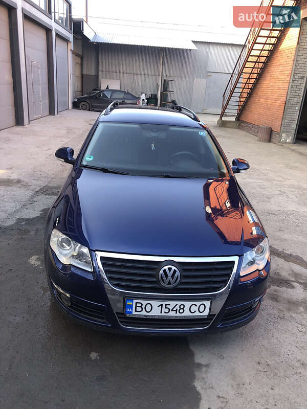Универсал Volkswagen Passat 2009 в Тернополе