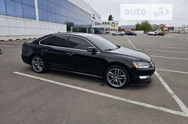 Седан Volkswagen Passat 2012 в Білгороді-Дністровському