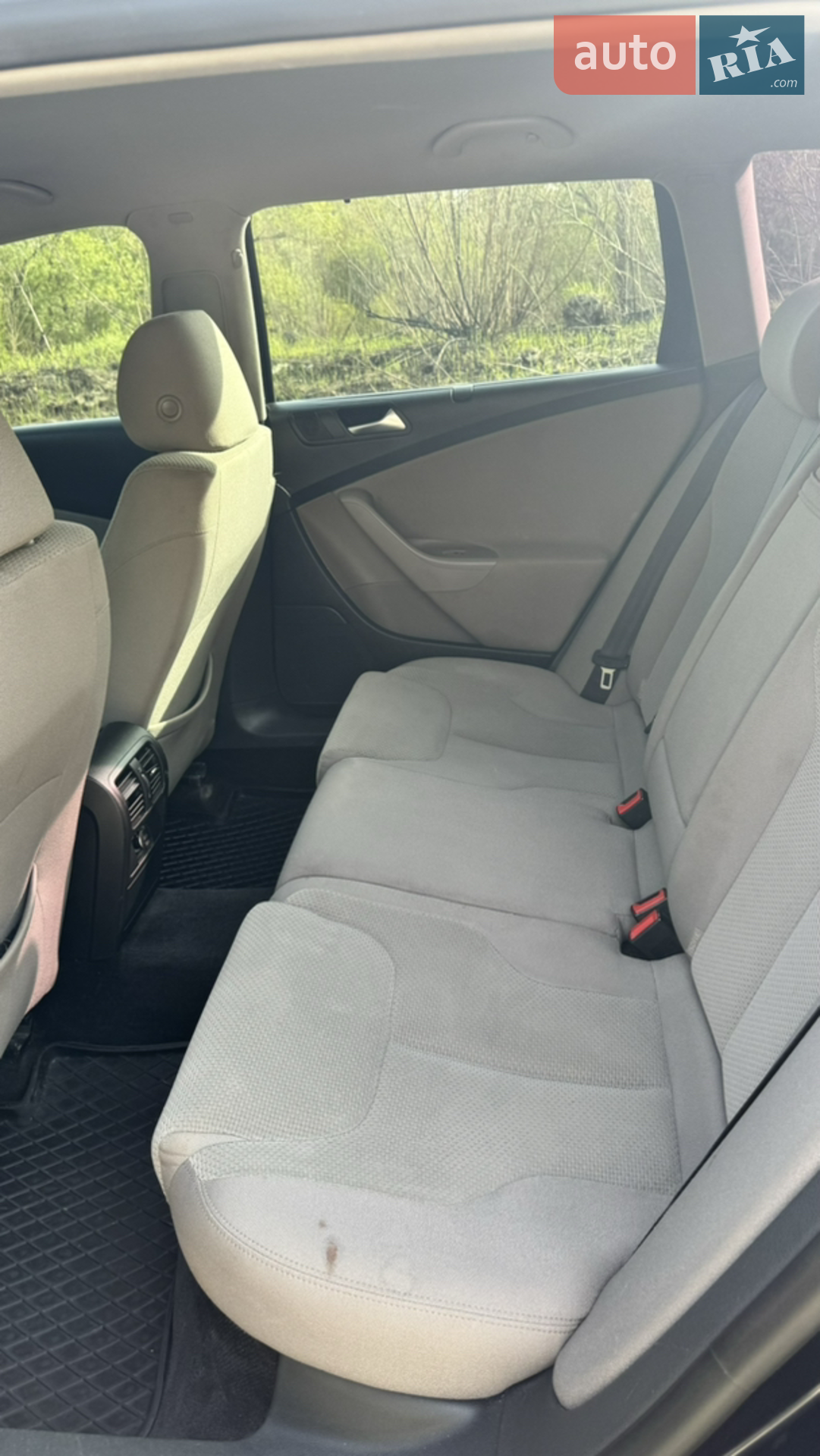 2010 Volkswagen Passat - мініатюра 12