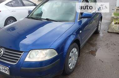 Седан Volkswagen Passat 2001 в Києві