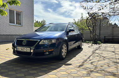 Универсал Volkswagen Passat 2008 в Киеве