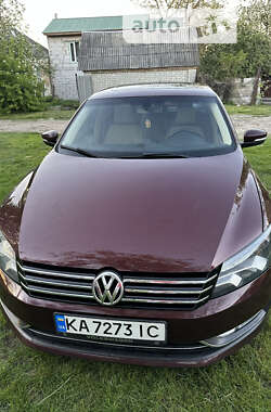 Седан Volkswagen Passat 2012 в Василькові